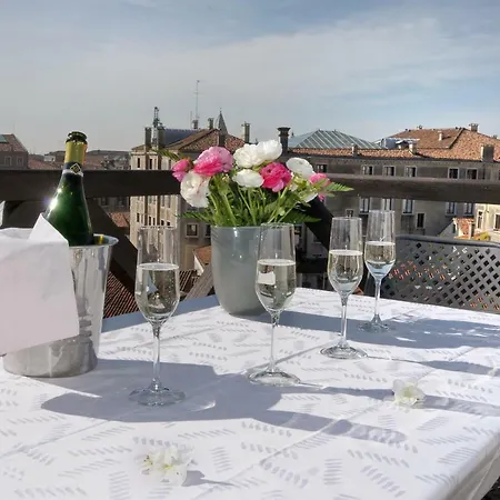 Ca' Elvira Terrazza Veneziana Apartment Venice